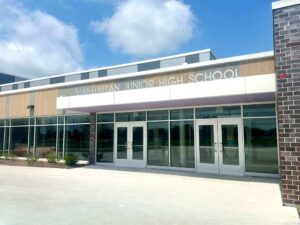 School Board Debates Governance Structure, Tables Decision Until November