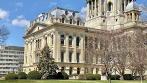 Illinois’ ‘F’ grade leaves taxpayers on the hook for billions, watchdog says