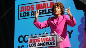 L.A. congresswoman insists on health insurance tax credits