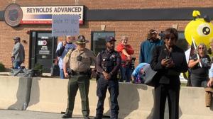 State rep calls out violent rhetoric after Pritzker commission rips federal officers