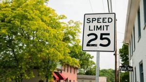 Illinois unions seek to kill Waymo-friendly bill in Springfield