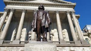 Illinois leaders sweat over tight budget; GOP wants more cuts