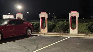 Illinois Quick Hits: New round of EV charging funds announced