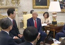 Trump strikes positive tone with South Korean president Trump strikes positive tone with South Korean president