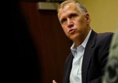 Tillis to Hegseth: Choose meritocracy over your mediocre yes-men