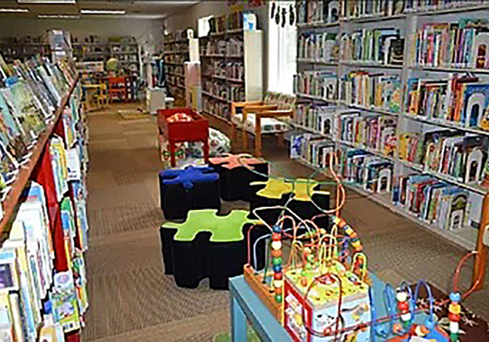 manhattan elwood library graphic.4